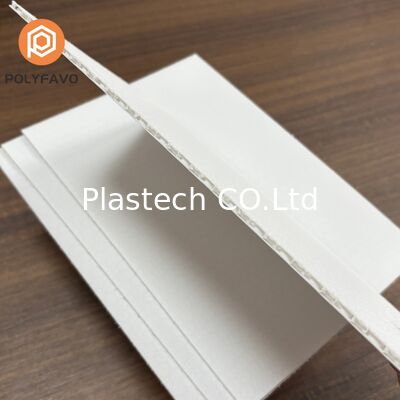 สามารถปรับปรุง 4 มิลลิเมตร PP ผนังผงผึ้ง แผ่นผนัง Laminated คาร์โก Van Ford Wall Liner