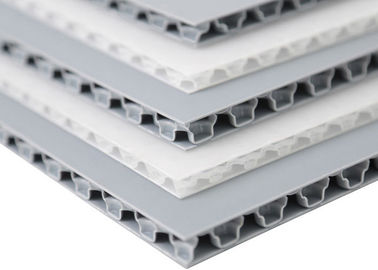 7mm 10mm Black Textured PP Honeycomb Board สำหรับกระเป๋าใส่อลูมิเนียม